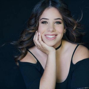 Meet your Posher, Brooke